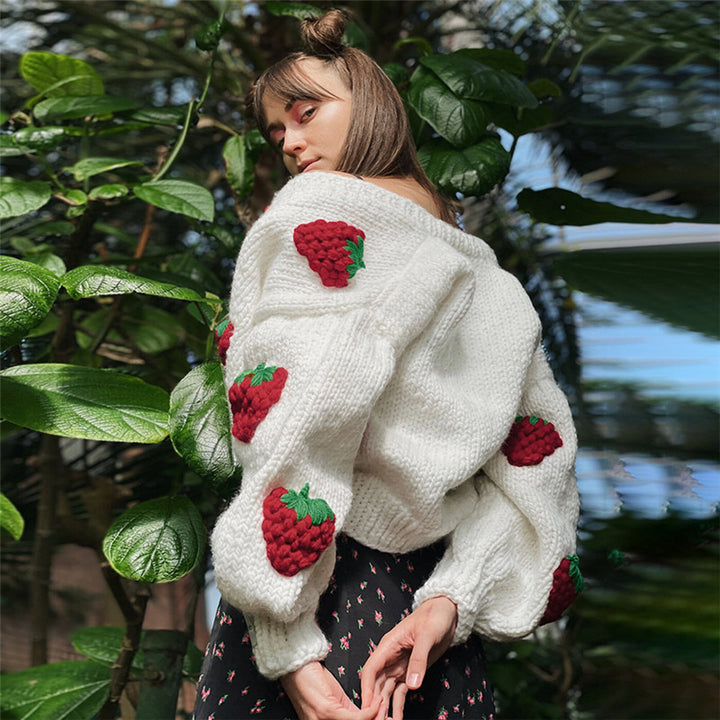 Strawberry Daydream | Söt Vintage Sweater - Thalita